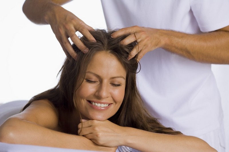 выпадение волос. массаж головы